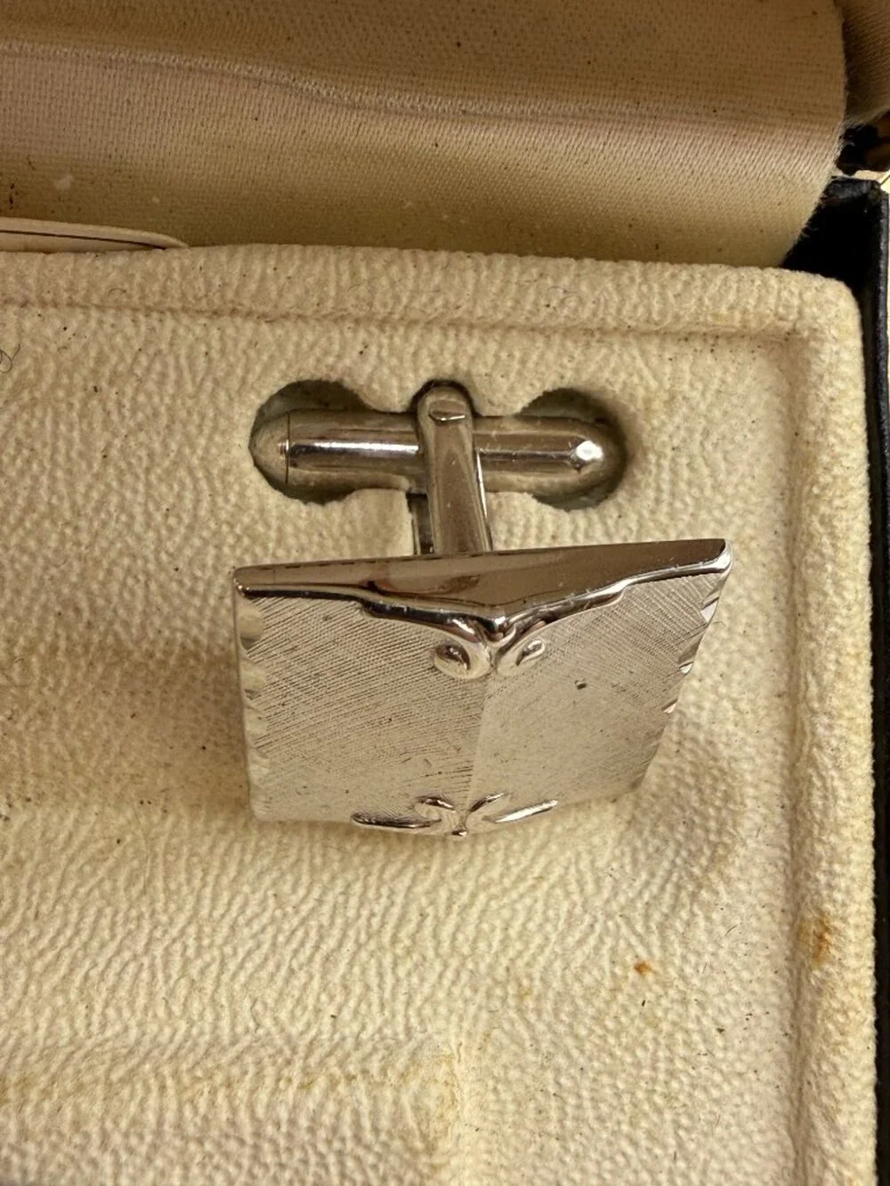 NIB Vintage Swank 3-Piece Silver Toned Cufflink & Tie Clip Set